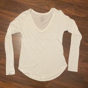 XS white American Eagle long-sleeved “Soft & Sexy T”